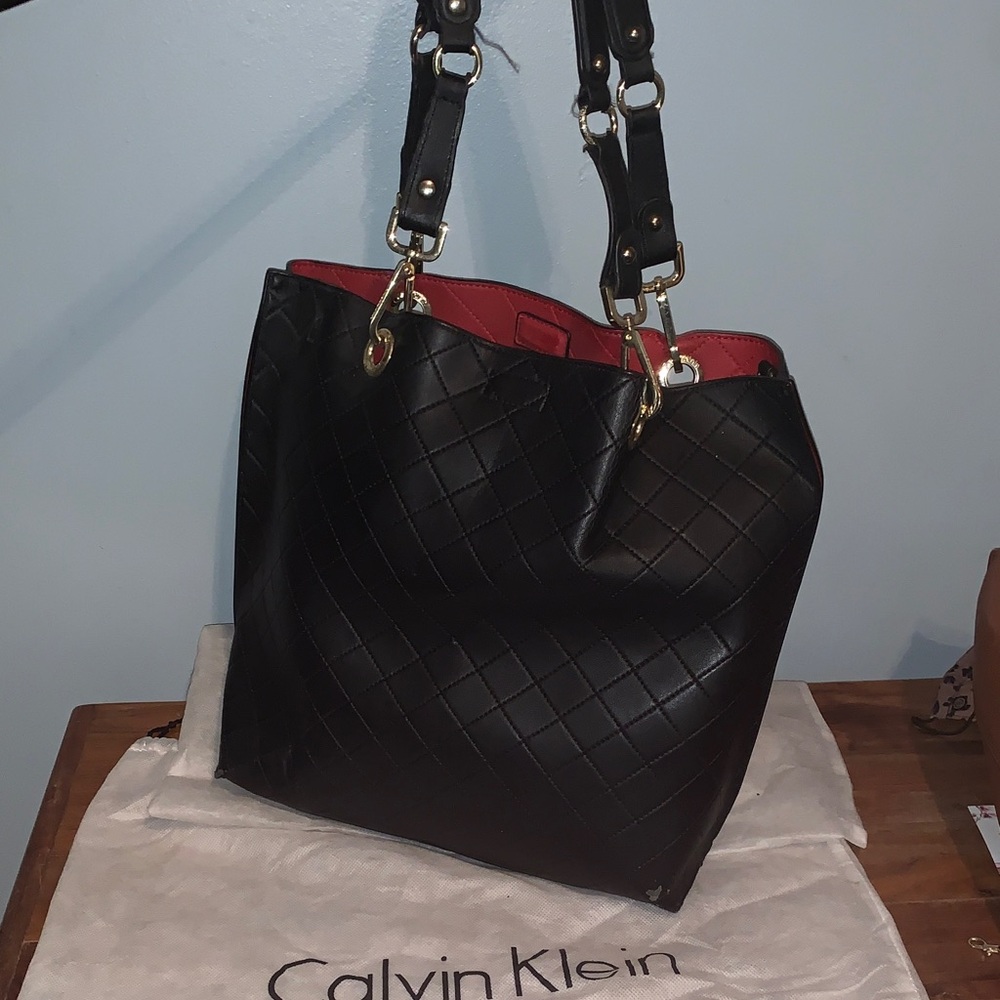 NWOT Calvin Klein reversible quilted tote